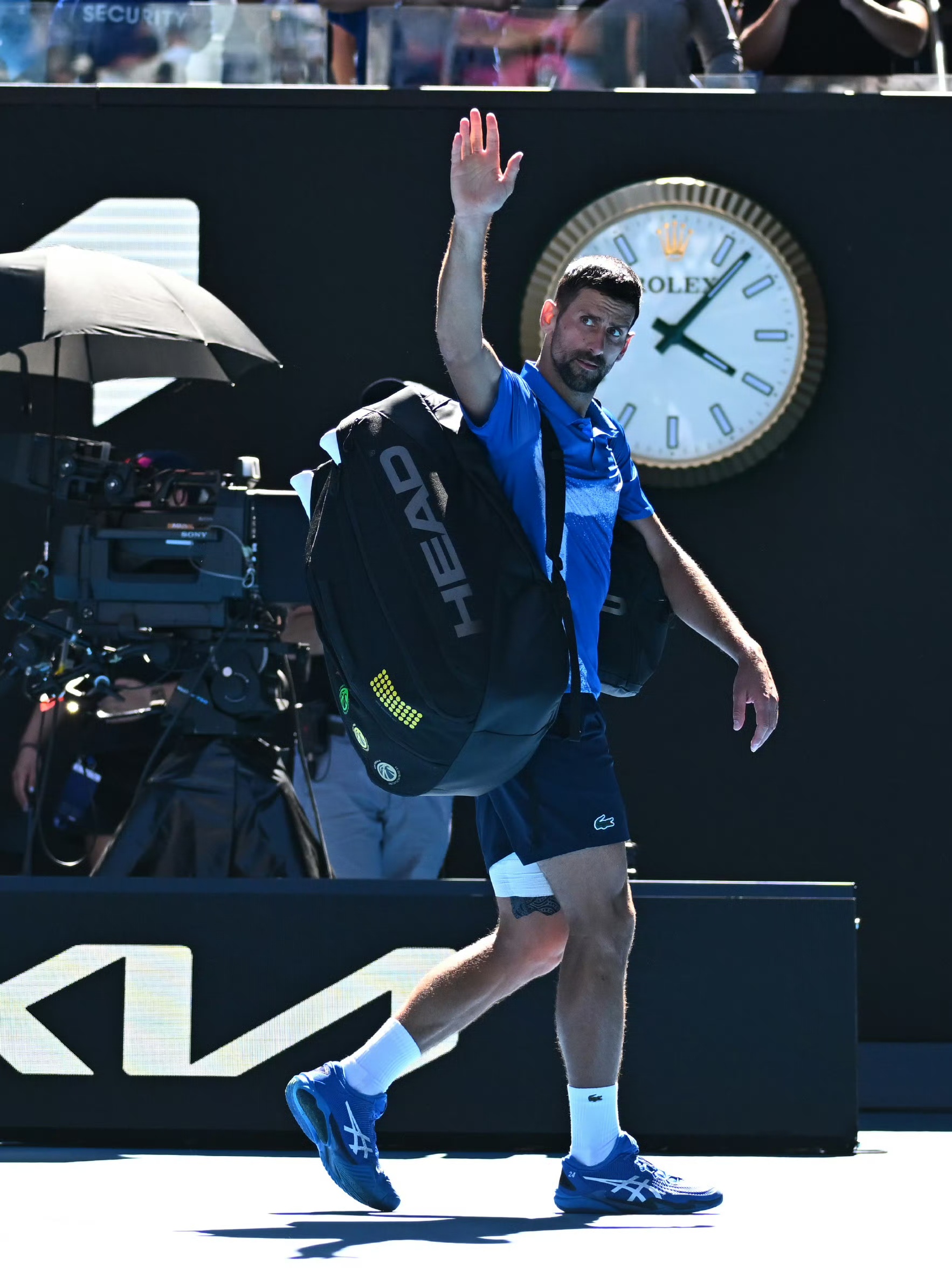 黑白体育-德约科维奇回归赛场,高光表现首场状态亮眼,日本队观众沸腾!的简单介绍