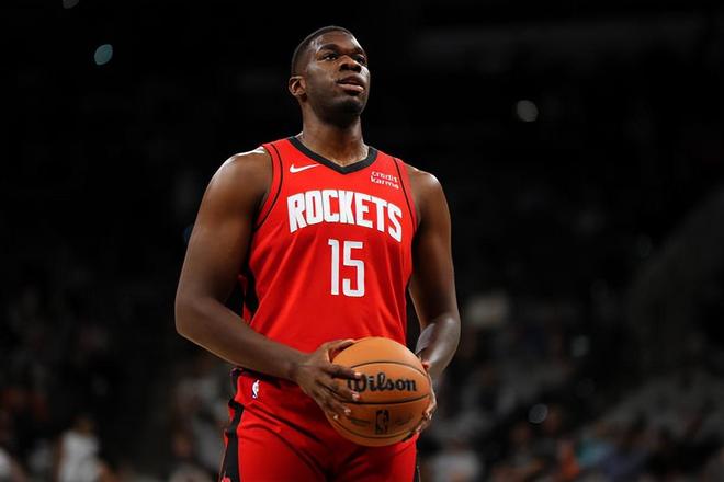 黑白直播-Doinb在湖人比赛中赛况扑朔迷离，逆转引发热议！的简单介绍