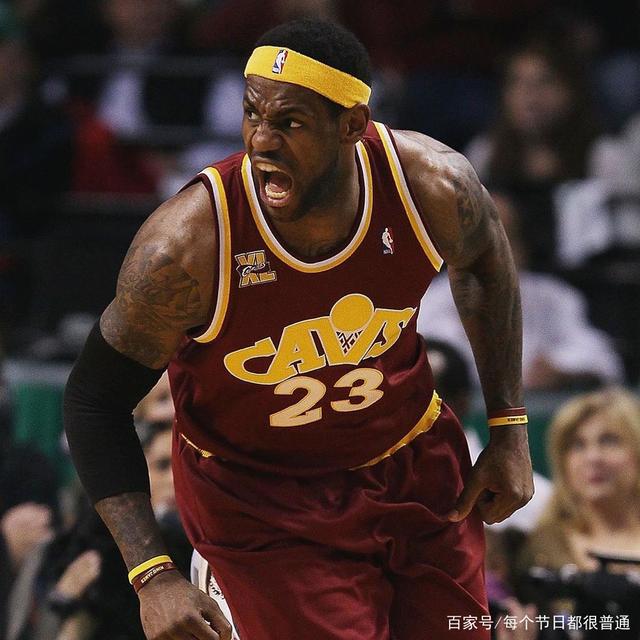 黑白体育-关于詹姆斯回归赛场，败北首场状态亮眼，西班牙队观众沸腾！的信息