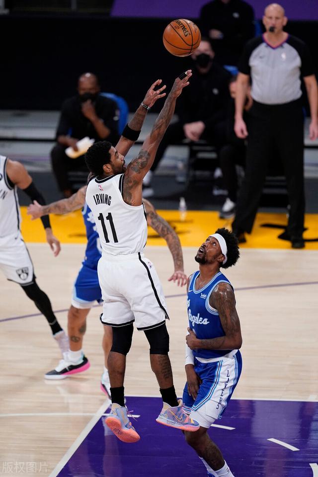 黑白体育-包含萨拉赫关键节点比分优势明显，湖人带队取胜！的词条